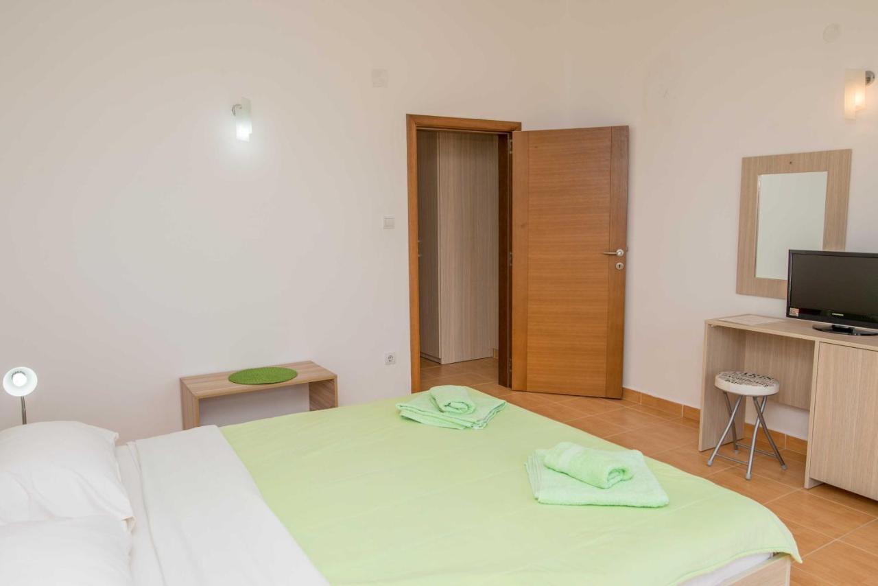 Villa Vjera Petrovac Room photo